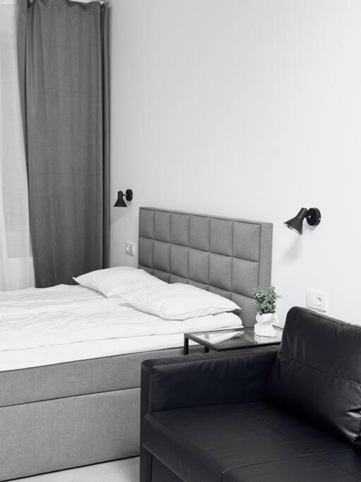 New Modern Large In New Town 3bdr *